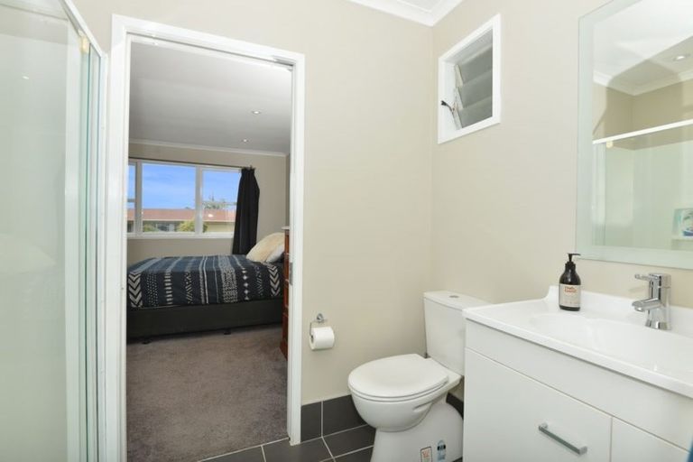 Photo of property in 2 Jeeves Place, Tikipunga, Whangarei, 0112