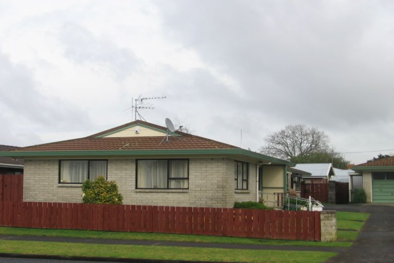 Photo of property in 3/7 King Edward Avenue, Papakura, 2110
