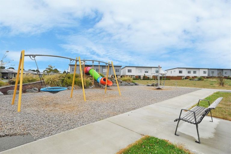 Photo of property in 24 Sholto Duncan Crescent, Halswell, Christchurch, 8025