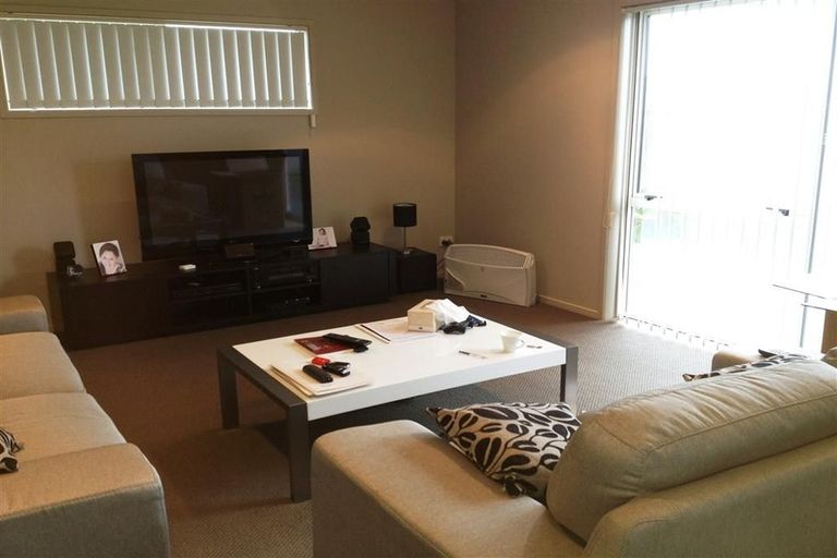 Photo of property in 4 Bonny Crescent, Massey, Auckland, 0614