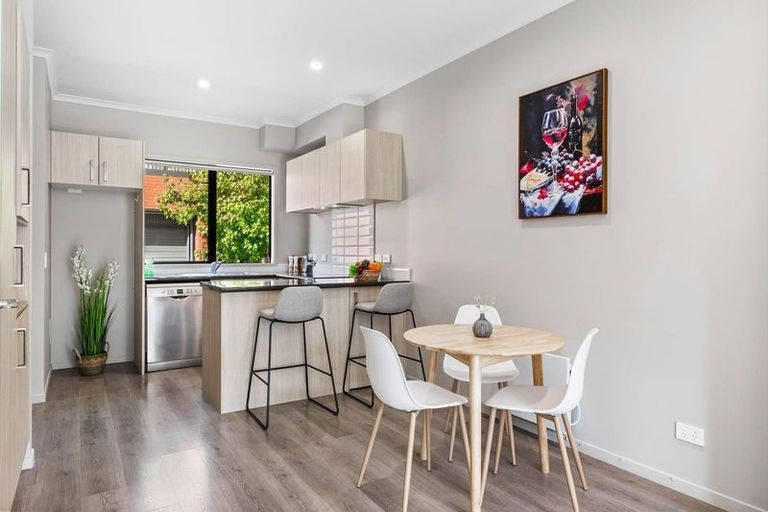 Photo of property in 5 Kerewhenua Crescent, Hobsonville, Auckland, 0616
