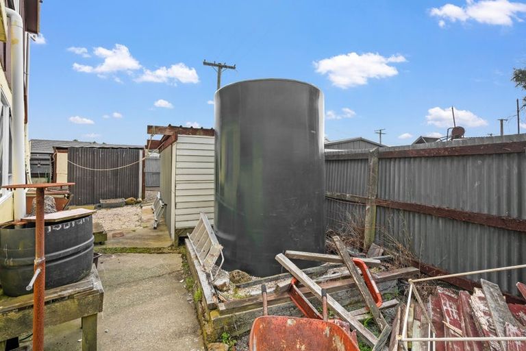 Photo of property in 2 Campbell Terrace, Motunau, Greta Valley, 7387