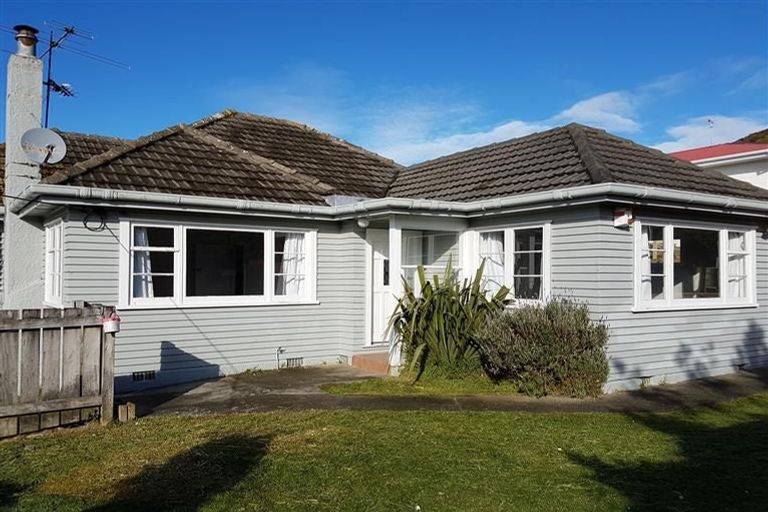 Photo of property in 163 Broderick Road, Johnsonville, Wellington, 6037