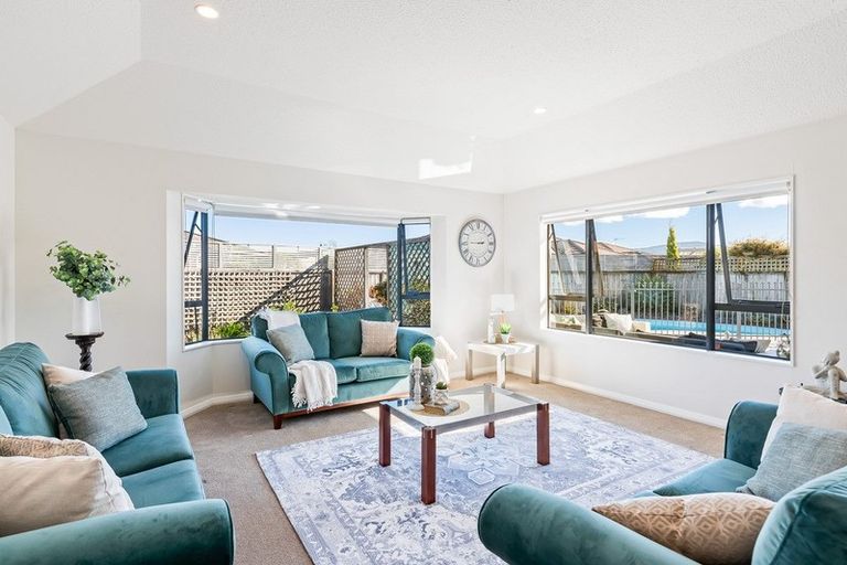 Photo of property in 3 Takahe Drive, Paraparaumu Beach, Paraparaumu, 5032