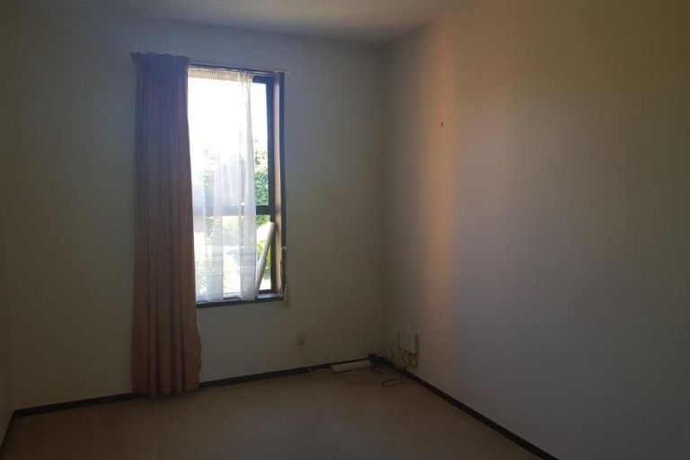 Photo of property in 24 Lodge Place, Ilam, Christchurch, 8041