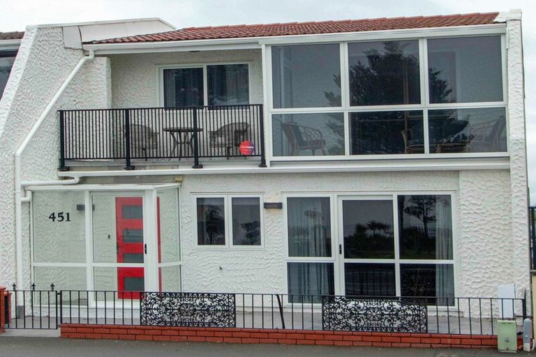 Photo of property in 451 Marine Parade, Napier South, Napier, 4110