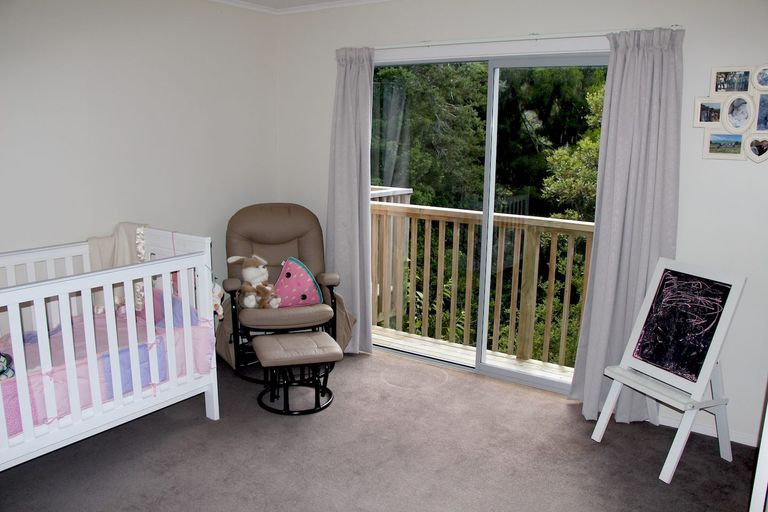 Photo of property in 33 Ward Drive, Opua, 0200