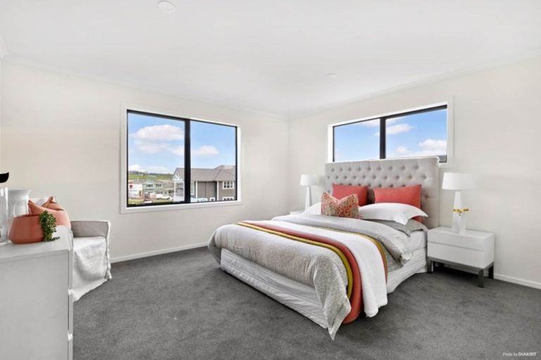 Photo of property in 51a Hayfield Way, Karaka, Papakura, 2113