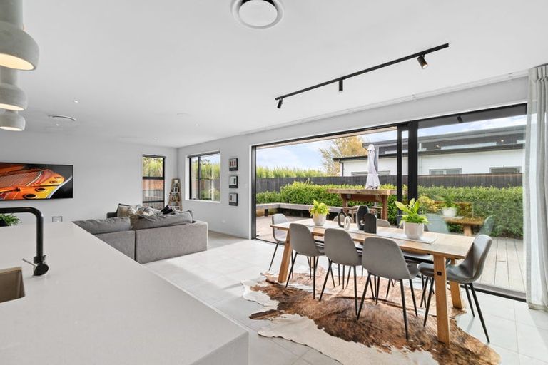 Photo of property in 90 Bradwell Crescent, Halswell, Christchurch, 8025