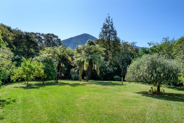 Photo of property in 236 Moetapu Bay Road, Moetapu Bay, Picton, 7282