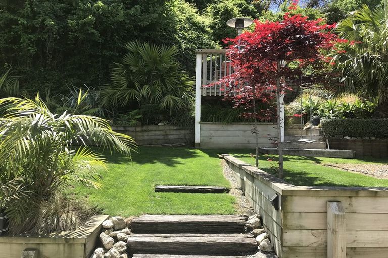 Photo of property in 35 Shakespeare Road, Bluff Hill, Napier, 4110