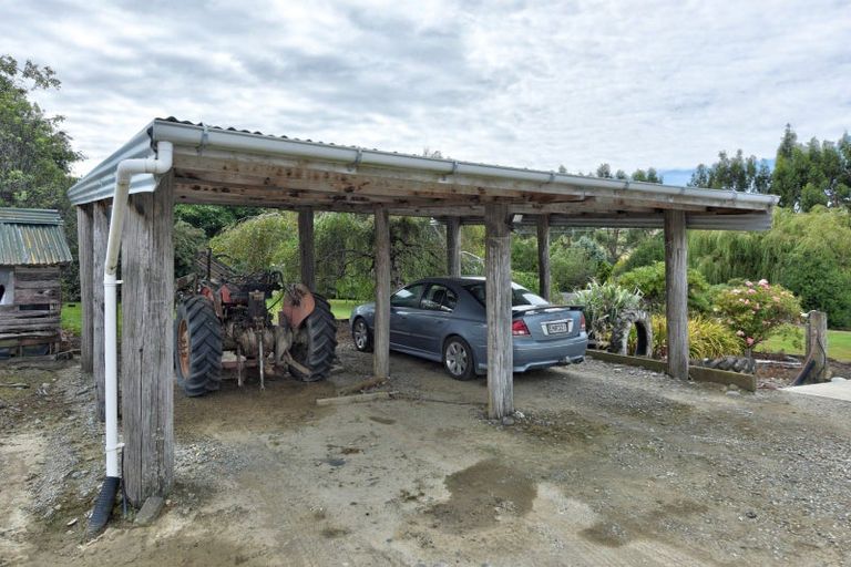 Photo of property in 127 Burnetts Hill Road, Waikoikoi, Gore, 9771