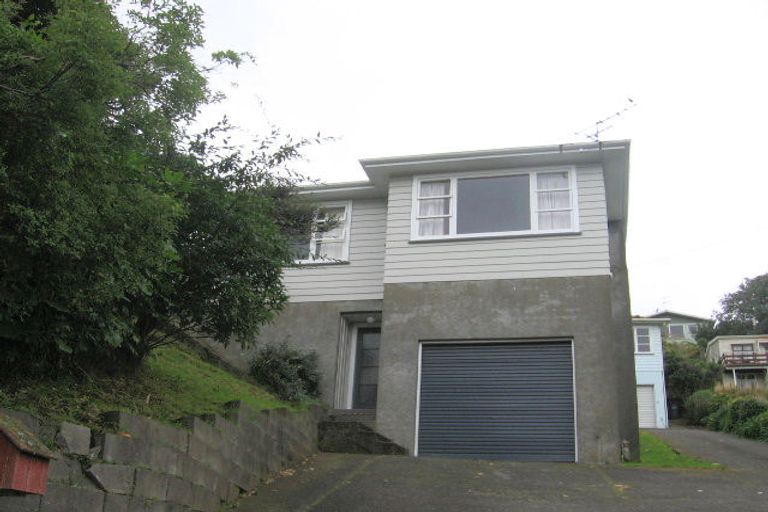 Photo of property in 14 Tawa Terrace, Tawa, Wellington, 5028