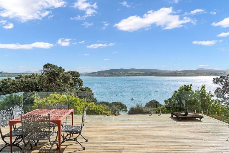 Photo of property in 1 Munro Street, Onerahi, Whangarei, 0110
