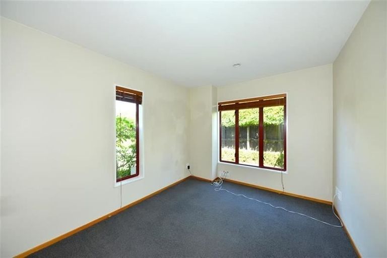 Photo of property in 99 Weston Road, St Albans, Christchurch, 8052