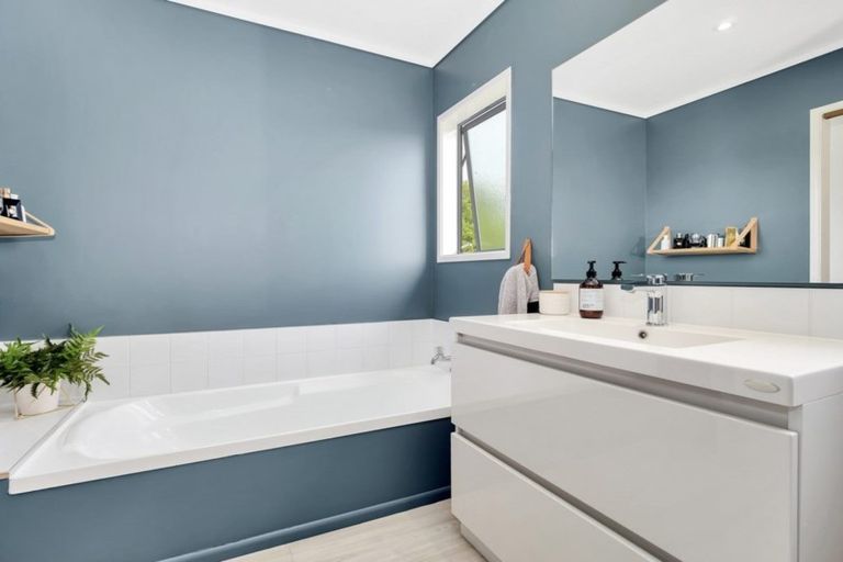 Photo of property in 16 Kiokio Place, Maketu, Paengaroa, 3189