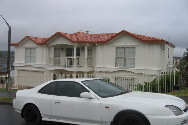 Photo of property in 9 Mcfetridge Place, Hillcrest, Auckland, 0627