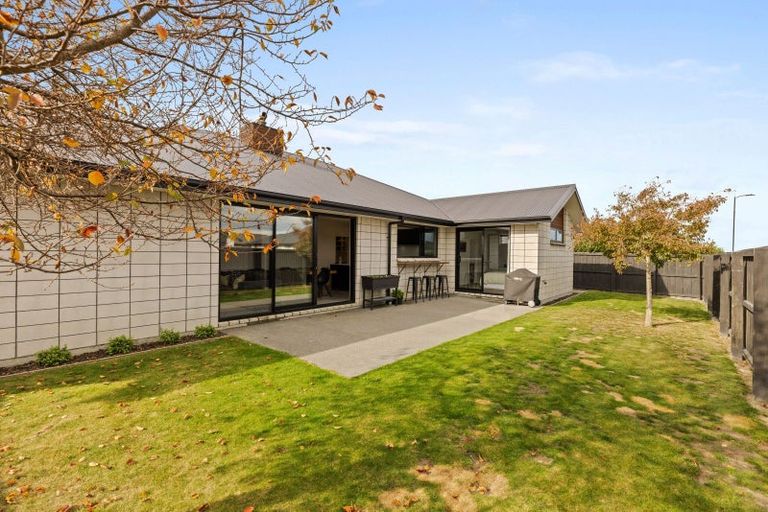 Photo of property in 19 Brenley Drive, Rolleston, 7614