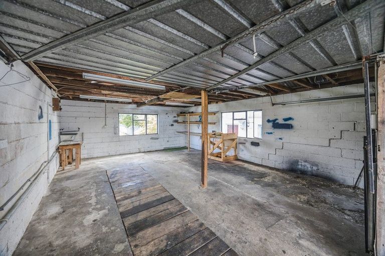 Photo of property in 12 Mersey Street, South Hill, Oamaru, 9400