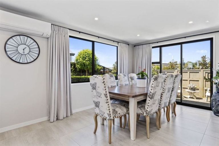 Photo of property in 6 Franks Way, Papamoa Beach, Papamoa, 3118