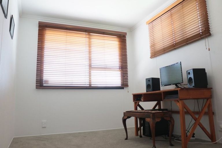 Photo of property in 2 Kinross Place, Mount Maunganui, 3116