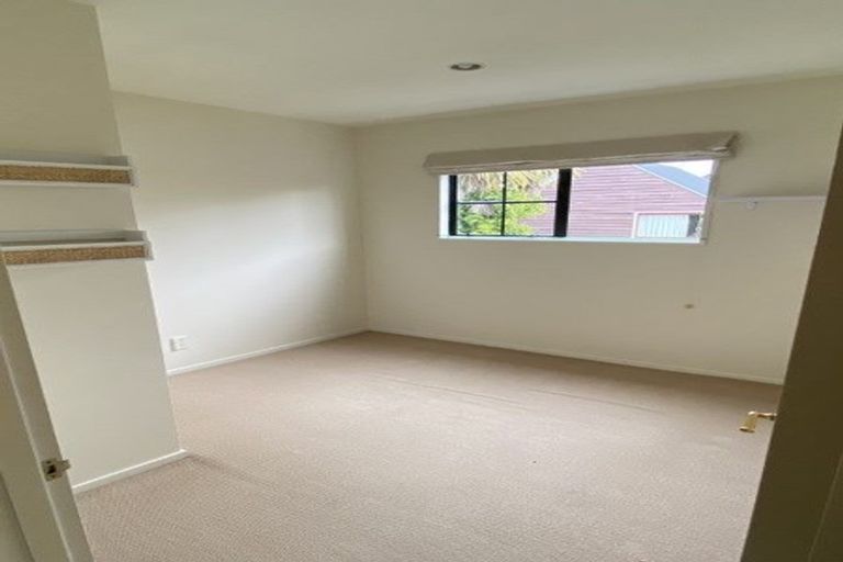 Photo of property in 2/20 Office Road, Merivale, Christchurch, 8014