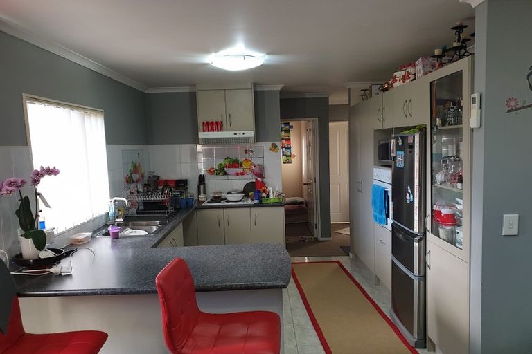 Photo of property in 4a Robert Skelton Place, Clendon Park, Auckland, 2103