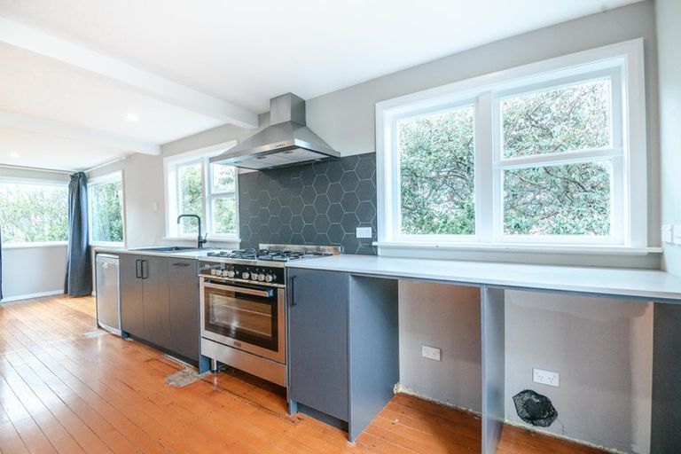 Photo of property in 94 Woodland Road, Johnsonville, Wellington, 6037