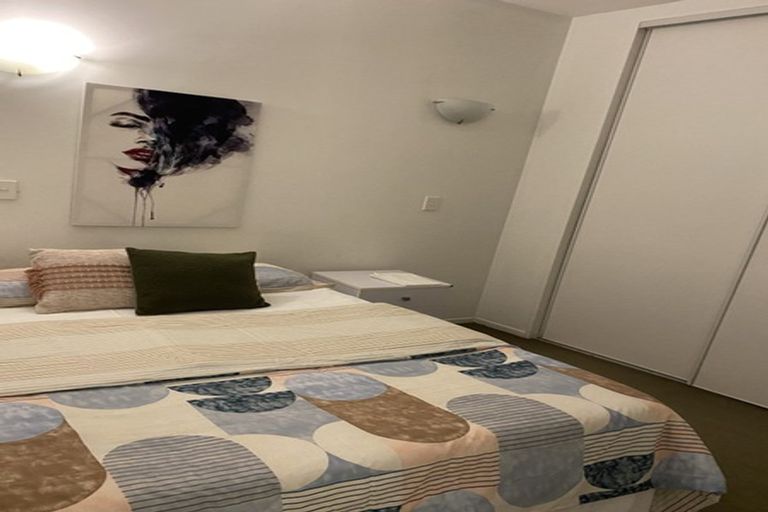 Photo of property in Guardian Apartments, 324/105 Queen Street, Auckland Central, Auckland, 1010