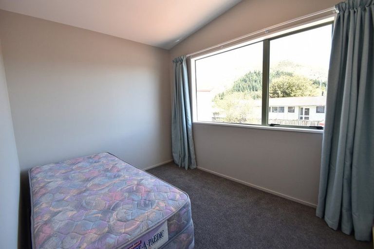 Photo of property in 12 Ahuriri Drive, Omarama, 9412