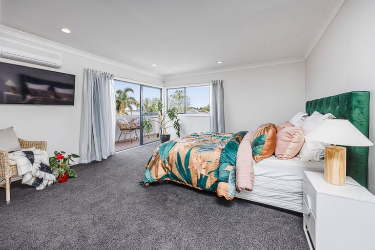 Photo of property in 62 Keywella Drive, Conifer Grove, Takanini, 2112