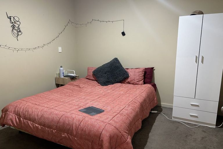 Photo of property in Mclean Towers, 3d/3 Shakespeare Road, Napier South, Napier, 4110