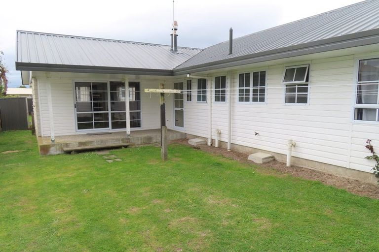Photo of property in 40 Neeve Road, Taradale, Napier, 4112