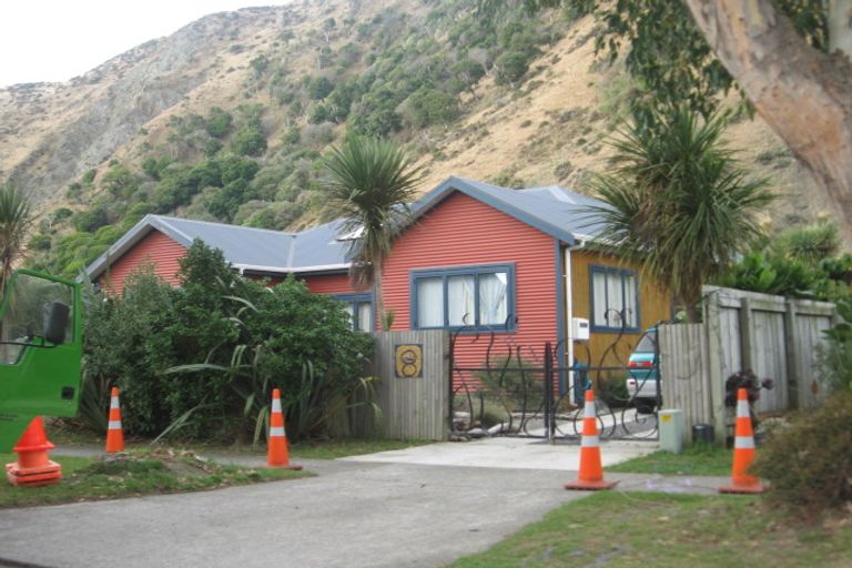 Photo of property in 8 Tilley Road, Paekakariki, 5034