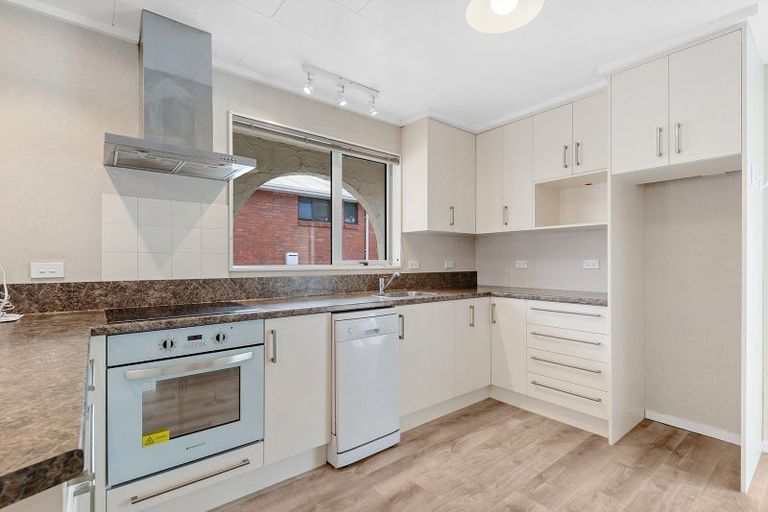 Photo of property in 12a Elwyn Crescent, Green Island, Dunedin, 9018