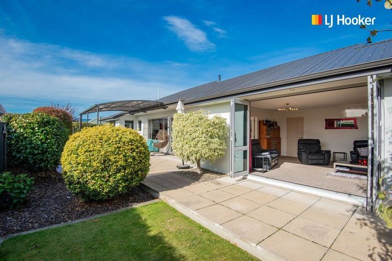 Photo of property in 24 William James Close, Mosgiel, 9024