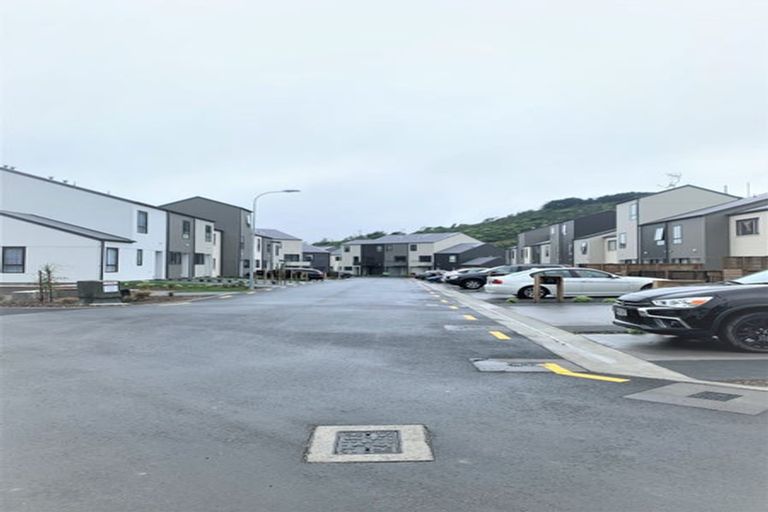 Photo of property in 1/170 Fraser Avenue, Johnsonville, Wellington, 6037