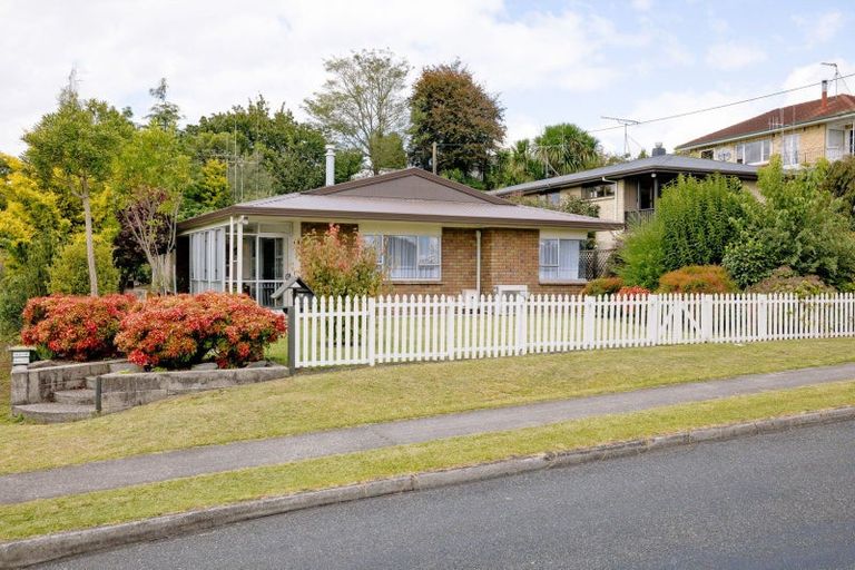 Photo of property in 30 Chaucer Street, Leamington, Cambridge, 3432