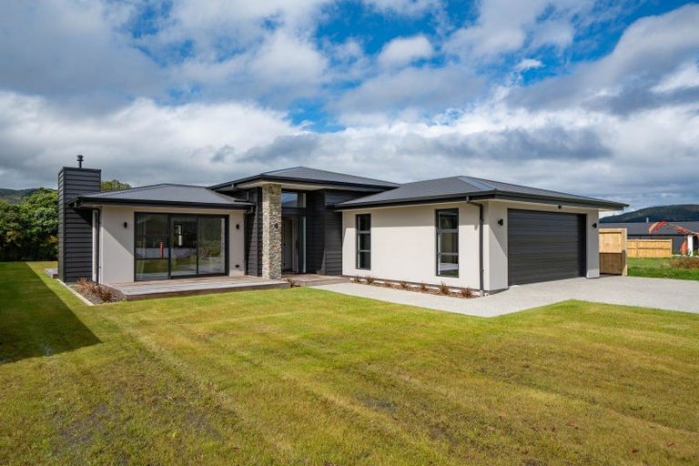 Photo of property in 9 Seven Oaks Drive, Kinloch, 3377