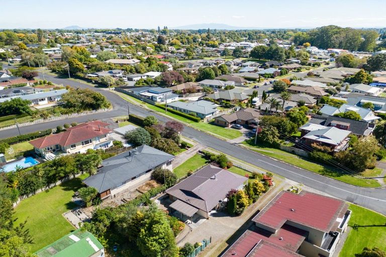 Photo of property in 30 Chaucer Street, Leamington, Cambridge, 3432