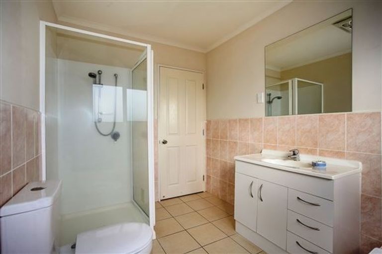 Photo of property in 27i Gibson Road, Tuakau, 2121