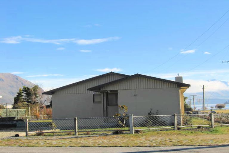 Photo of property in 113 Upton Street, Wanaka, 9305