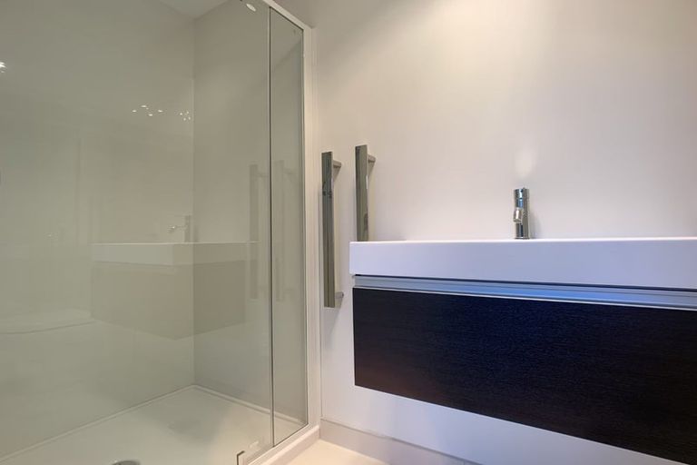 Photo of property in 10b Leicester Street, Picton, 7220