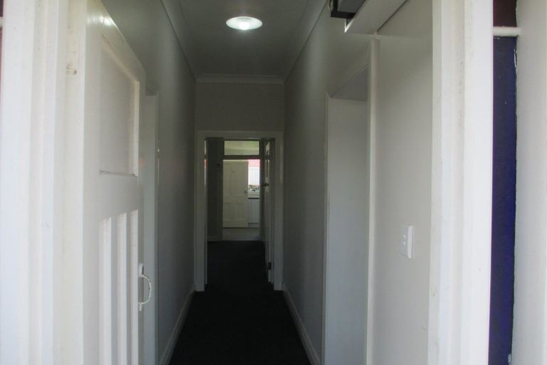 Photo of property in 18 Cashel Street, South Dunedin, Dunedin, 9012