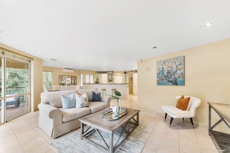 Photo of property in 79 Aeroview Drive, Beach Haven, Auckland, 0626