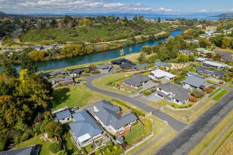 Photo of property in 1 Stevenson Way, Rangatira Park, Taupo, 3330