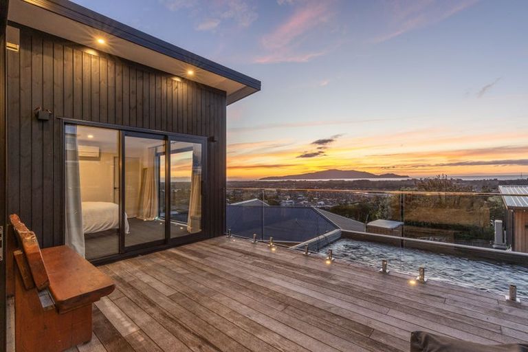 Photo of property in 74 Kotare Street, Waikanae, 5036