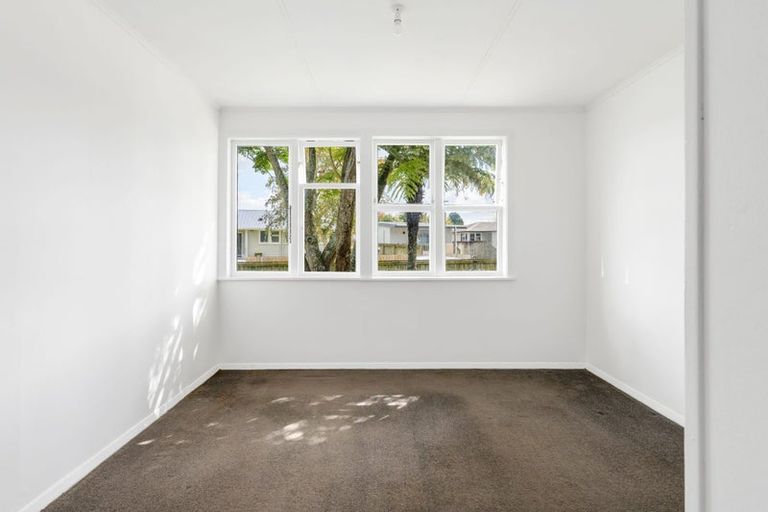 Photo of property in 2 Butler Place, Fairfield, Hamilton, 3214