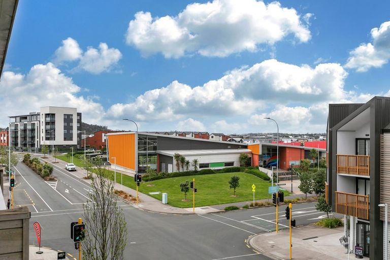 Photo of property in 301/160b Hobsonville Point Road, Hobsonville, Auckland, 0616