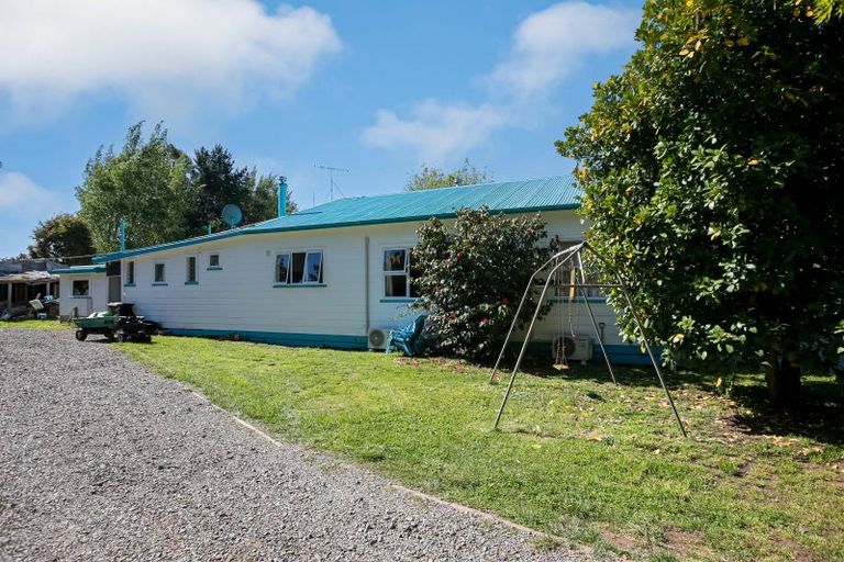 Photo of property in 1 Charlotte Street, Takapau, 4203